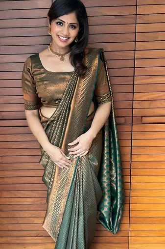 green silk blend banarasi saree with unstitched blouse piece