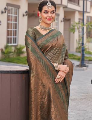 green silk blend banarasi saree with unstitched blouse piece 3