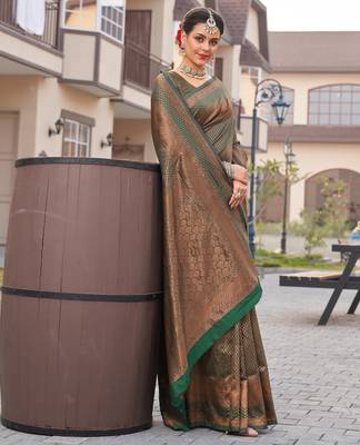 green silk blend banarasi saree with unstitched blouse piece 4