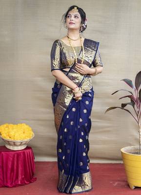 Blue silk blend banarasi saree with unstitched blouse piece 2