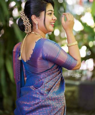 blue silk blend banarasi saree with unstitched blouse piece 2