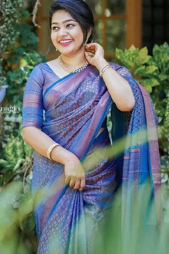 blue silk blend banarasi saree with unstitched blouse piece
