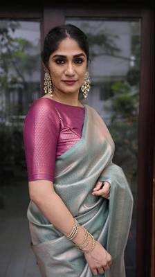 sjy blue pink silk blend banarasi saree with unstitched blouse piece 4