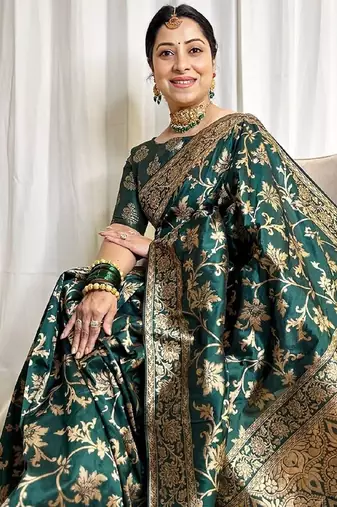 green silk blend banarasi saree with unstitched blouse piece