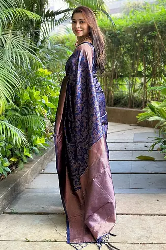 blue silk blend banarasi saree with unstitched blouse piece