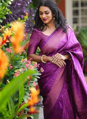 purple silk blend banarasi saree with unstitched blouse piece 2