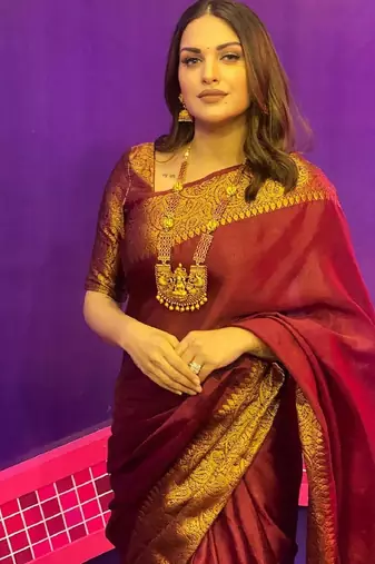 Maroon silk blend banarasi saree with unstitched blouse piece