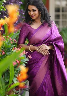 purple silk blend banarasi saree with unstitched blouse piece 4