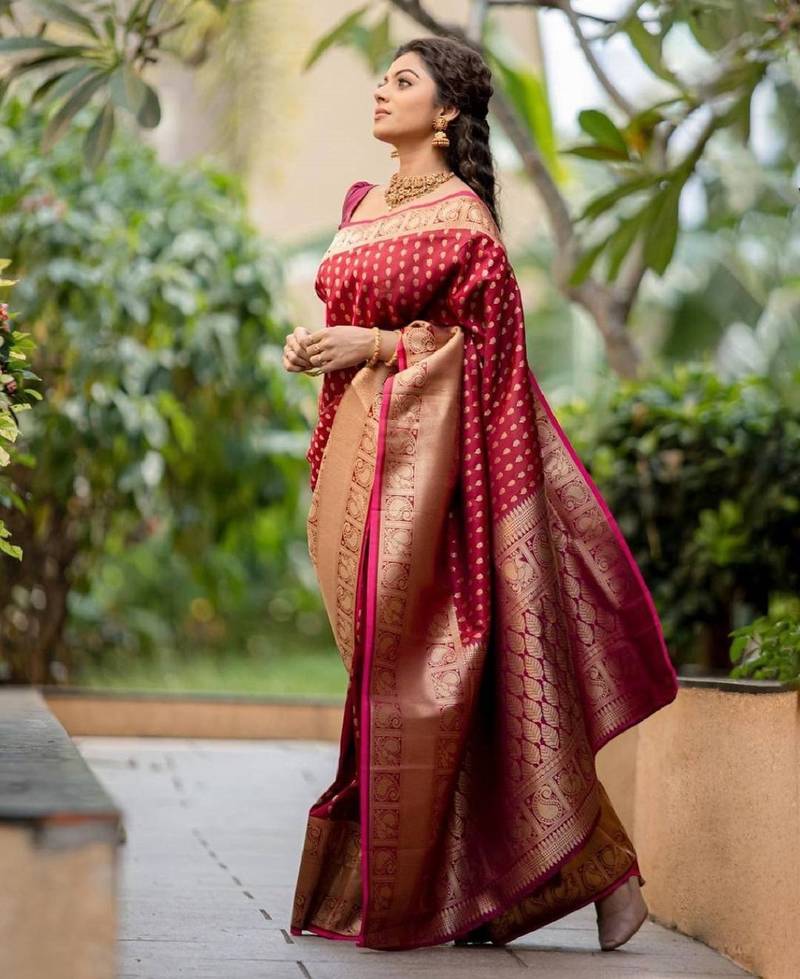 maroon soft art silk banarasi jacuard work designer party wear saree with unstitched blouse piece