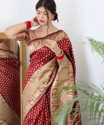 maroon silk blend banarasi saree with unstitched blouse piece 1