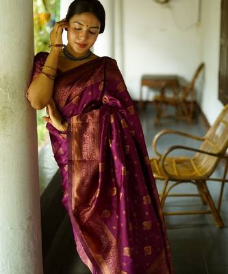 wine silk blend banarasi saree with unstitched blouse piece 5