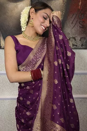 wine silk blend banarasi saree with unstitched blouse piece