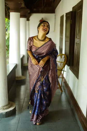 blue silk blend banarasi saree with unstitched blouse piece