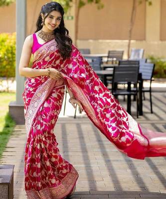  pink silk blend banarasi saree with unstitched blouse piece 1