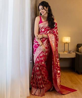  pink silk blend banarasi saree with unstitched blouse piece 2