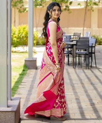  pink silk blend banarasi saree with unstitched blouse piece 3