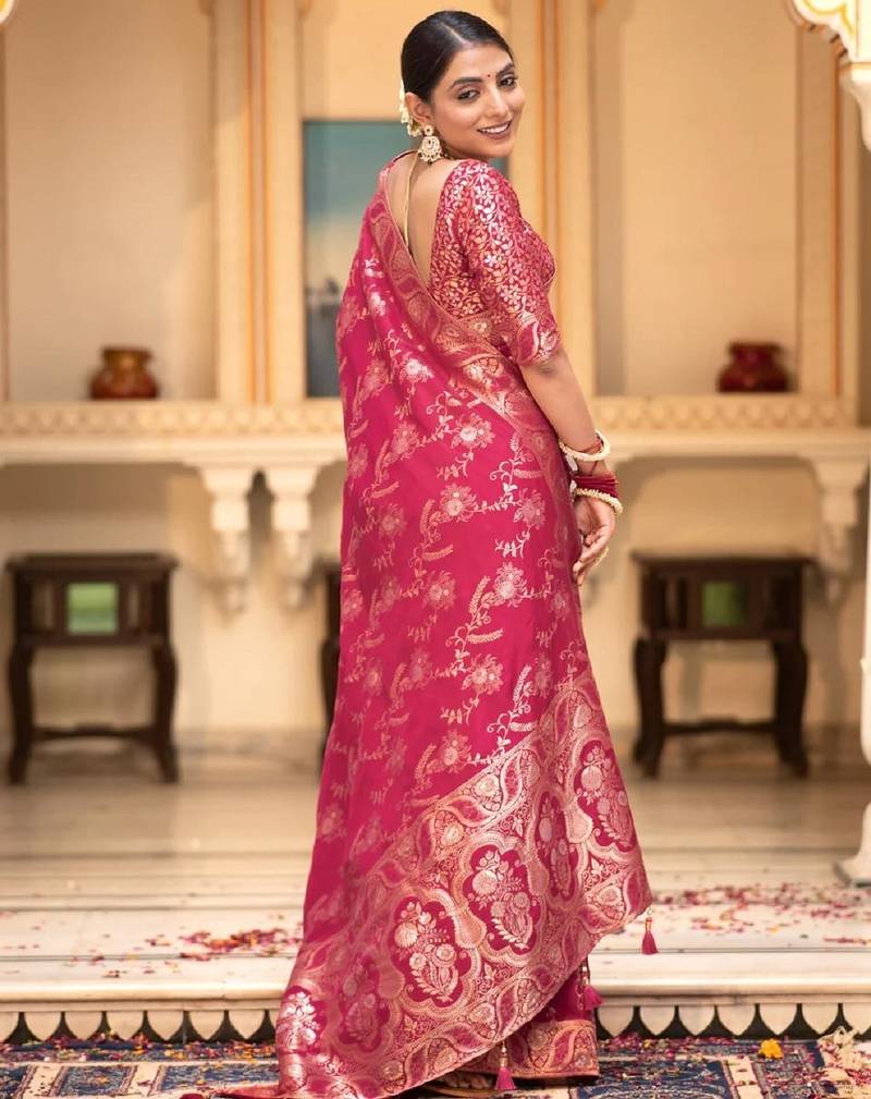 blush pink soft art silk banarasi jacuard work designer party wear saree with unstitched blouse piece