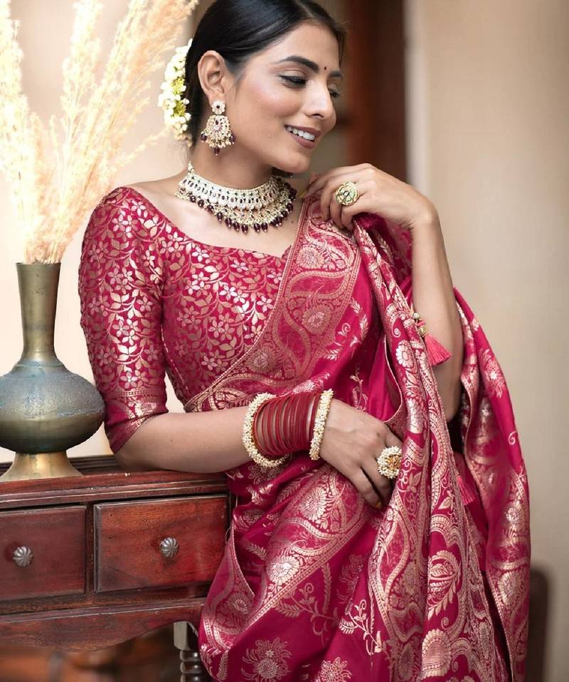 blush pink soft art silk banarasi jacuard work designer party wear saree with unstitched blouse piece