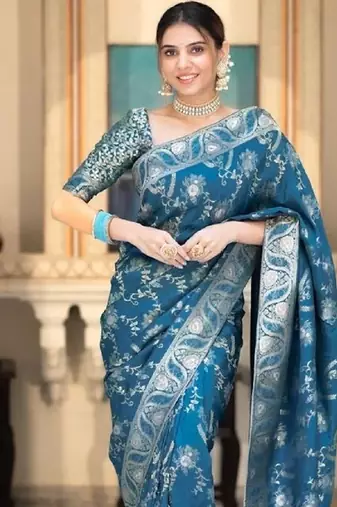 morpich silk blend banarasi saree with unstitched blouse piece