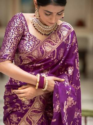 purplr silk blend banarasi saree with unstitched blouse piece 4