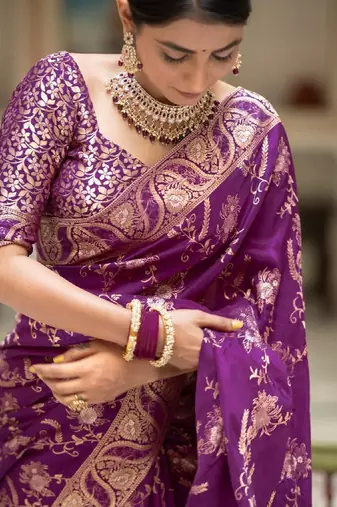 purplr silk blend banarasi saree with unstitched blouse piece