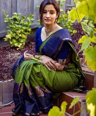 mehendi blue silk blend banarasi saree with unstitched blouse piece 3