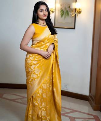 yellow silk blend banarasi saree with unstitched blouse piece 2