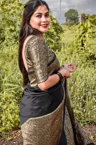black silk blend banarasi saree with unstitched blouse piece