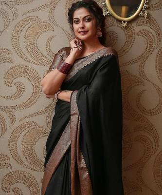 black silk blend banarasi saree with unstitched blouse piece 1