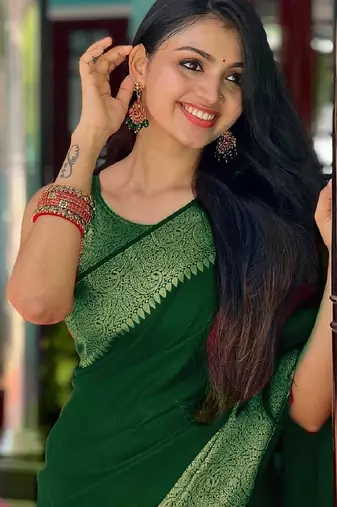 green silk blend banarasi saree with unstitched blouse piece