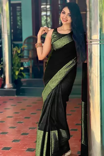 black silk blend banarasi saree with unstitched blouse piece
