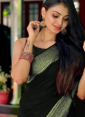 black silk blend banarasi saree with unstitched blouse piece 5