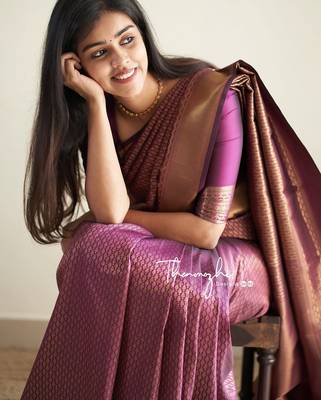 purple silk blend banarasi saree with unstitched blouse piece 3