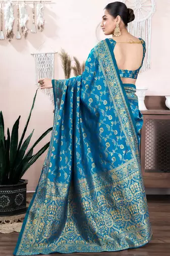 rama silk blend banarasi saree with unstitched blouse piece