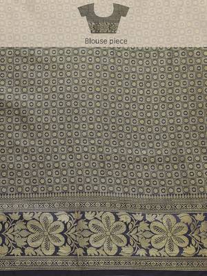 blue silk blend banarasi saree with unstitched blouse piece 5