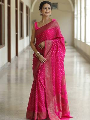 pink silk blend banarasi saree with unstitched blouse piece 1