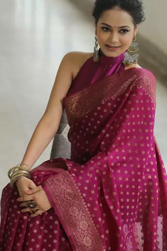 wine silk blend banarasi saree with unstitched blouse piece