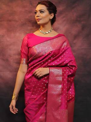  pink silk blend banarasi saree with unstitched blouse piece 2