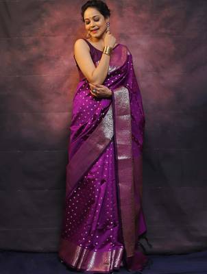 purple silk blend banarasi saree with unstitched blouse piece 3