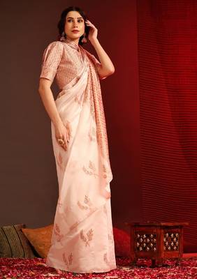 white silk blend banarasi saree with unstitched blouse piece 4