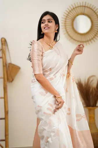white silk blend banarasi saree with unstitched blouse piece