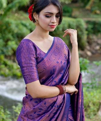 purple silk blend banarasi saree with unstitched blouse piece 2