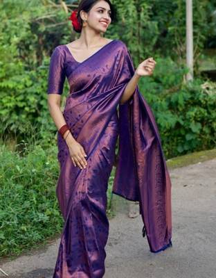 purple silk blend banarasi saree with unstitched blouse piece 3