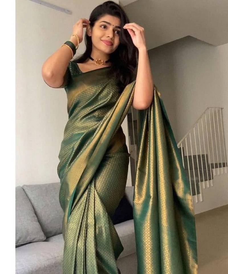 green soft art silk banarasi jacuard work designer party wear saree with unstitched blouse piece