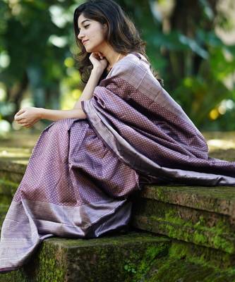 maroon silver silk blend banarasi saree with unstitched blouse piece 4