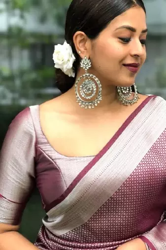 maroon silver silk blend banarasi saree with unstitched blouse piece