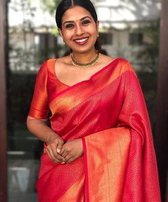 red silk blend banarasi saree with unstitched blouse piece 3