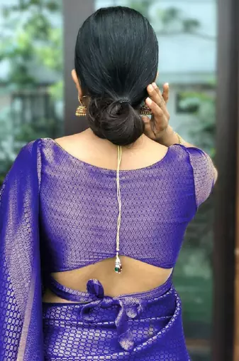 royal blue silk blend banarasi saree with unstitched blouse piece