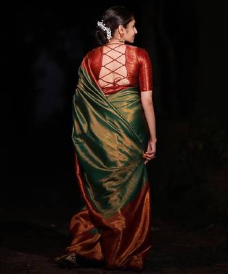 green maroon silk blend banarasi saree with unstitched blouse piece 3