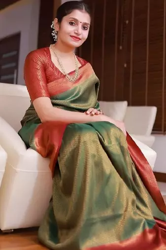 green maroon silk blend banarasi saree with unstitched blouse piece